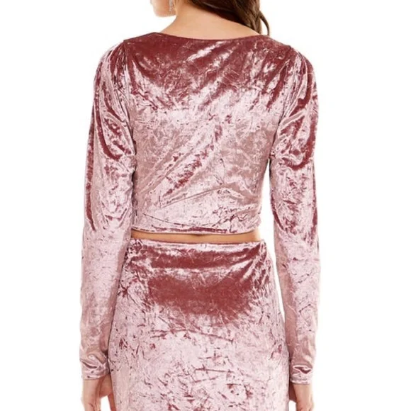 NWT Wayf X Emma Rose Samantha Ruched Long Sleeve Velvet Crop Top Fall Velour - Picture 3 of 8